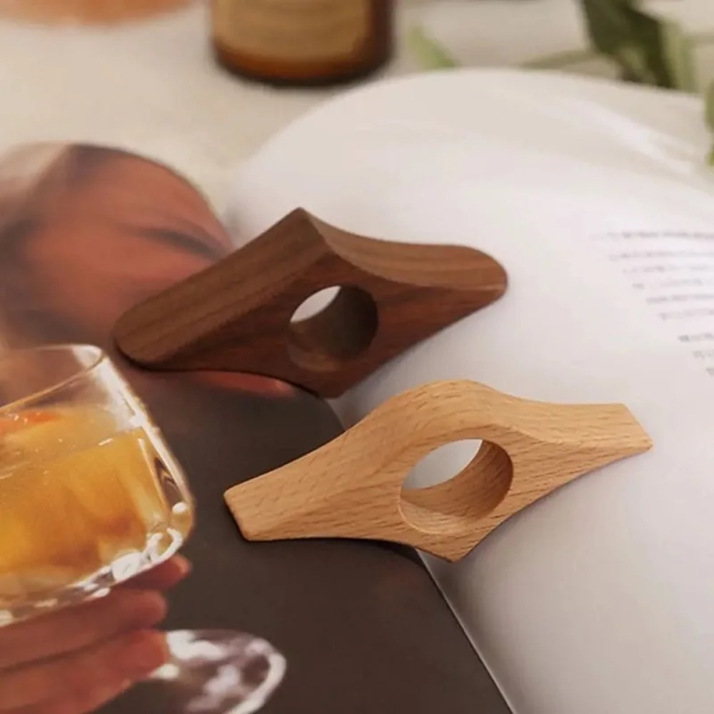 Solid Wood Thumb Book Support  - Woodworking School recensie en prijs